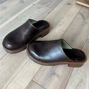 Vintage J Crew Clogs